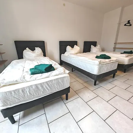 Monteur Mit Guter Anbindung Apartment